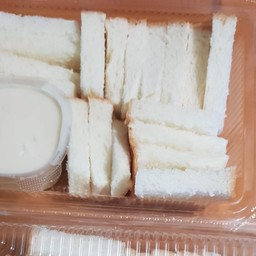 ขนมปังนิ่ม จิ้ม สังขยานมฮอกไกโด