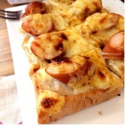 ปังปิ้ง ชีสค็อกเทล ไส้กรอก.