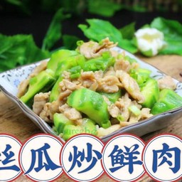 ผัดบวบหมู