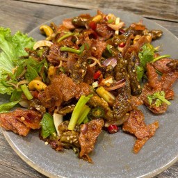 ยำสามกรอบ