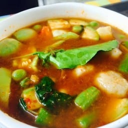 แกงป่าลูกชิ้นปลากราย