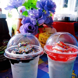 วิปครีมสตอเบอร์รี่