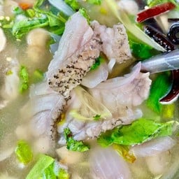 เกาเหลาเนื้อปลากะพง หม้อไฟ