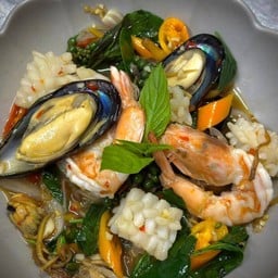 ผัดฉ่าทะเล