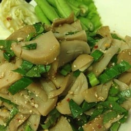 ลาบเห็ดรวม เจ