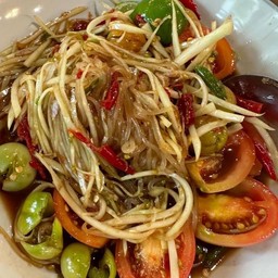 ตำเส้นเล็กหมูยอ