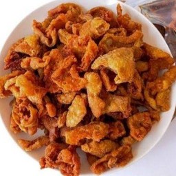 หนังไก่ทอด