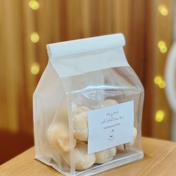 ขนมปังหมูหยองน้ำสลัด ชิ้นพอดีคำ