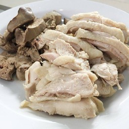 ไก่ต้มสับ+เครื่องใน