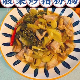 ผักดองผัดไส้หมู