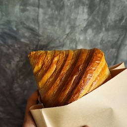 Plain Croissant