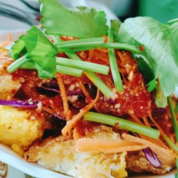 ยำไข่ดาว