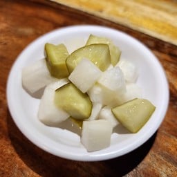 แตงกวาไชเท้าดอง 100 กรัม