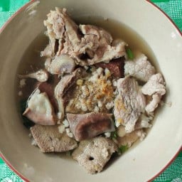 ป. มีดี เจ้าเก่า อาหาร-เครื่องดื่ม