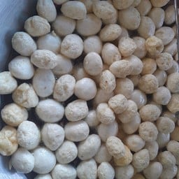 ลูกชิ้นหมูบุรีรัมย์ ไม้ละ