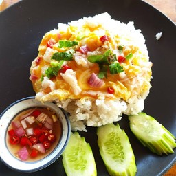 ข้าวไข่ขยี้กุ้ง