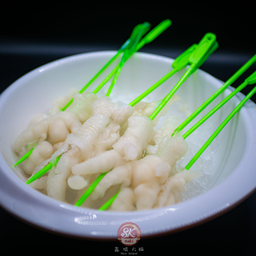 เล็บมือนาง (ตีนไก่)