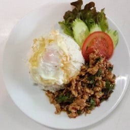 ร้านตามสั่ง(หน้าวัดโพธิวราราม)by took