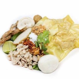 ก๋วยเตี๋ยวเกี๊ยวกุ้งต้มยำรสเด็ด