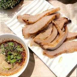 คอหมูย่าง