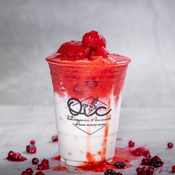 Keto Strawberry Greek yogurt