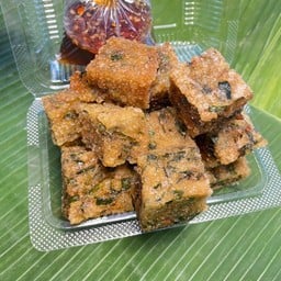 ข้าวเกรียบปากหม้อ สาคู พ่อสม ตลาดรวมพลัง