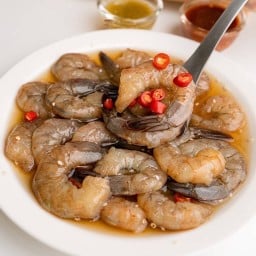กุ้งดอง
