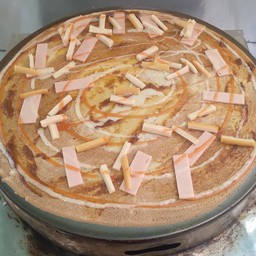 พริกเผา+แฮม+ไส้กรอก