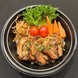 ข้าวหน้าหมูซาชู