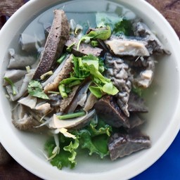 ต้มเครื่องในวัว (พิเศษ)