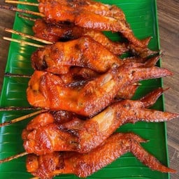 ปีกไก่ย่างเตาถ่าน