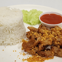 หมู ทอดกระเทียม ราดข้าว
