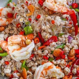 ยําวุ้นเส้นกุ้งสด