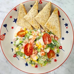 ยำสลัดผัก + ขนมปัง พรีเมี่ยม - น้ำสลัดสูตรพิเศษ ( เมนูแนะนำ ) - ขายดี