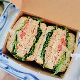 Keto แซนวิชทูน่า