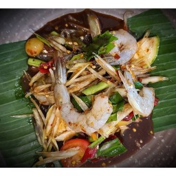 ตำกุ้งสด
