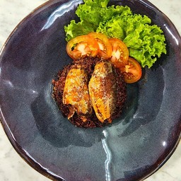 ข้าวไรซ์เบอร์รี่ - ยำปลาแมคเคอเรล พรีเมี่ยม - ( เมนูพิเศษ ) ขายดี!