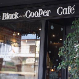 The BLACK Cooper Café