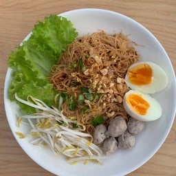 หมี่ไก่ฉีก Eatzy Noodle (ธาตุดุม 4) สกลนคร