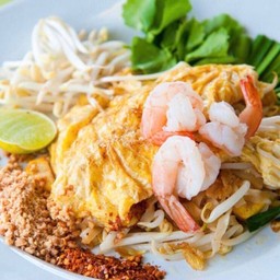 ผัดไทยกุ้งสด