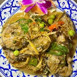 ผัดฉ่าปลาดุกทะเล