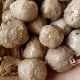 ก๋วยเตี๋ยวอาโจสาขาหนองไผ่ สาขาหนองไผ่