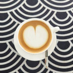 คาปูชิโน่ ร้อน