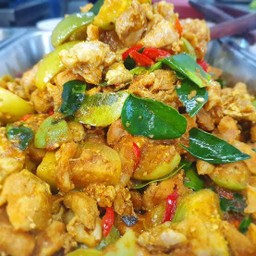 ผัดเผ็ดไก่ (เฉพาะกับข้าวอย่างเดียว)
