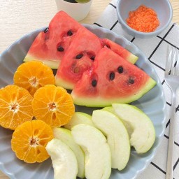 ผลไม้หวานฉ่ำ พร้อมทาน สดใหม่ส่งตรงจากสวนทุกวัน