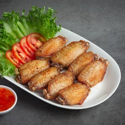 ปีกไก่ทอดน้ำปลา