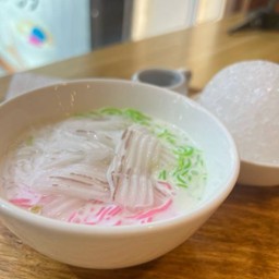 ซาหริ่มมะพร้าวอ่อนกะทิ