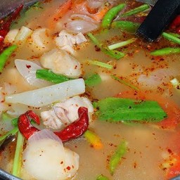 ต้มยำไก่ (เฉพาะกับข้าวอย่างเดียว)