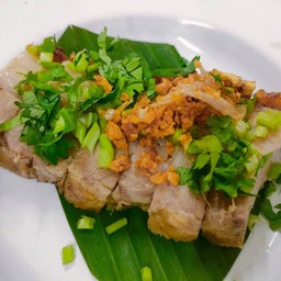 หมูกรอบ