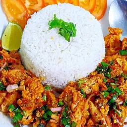 ข้าวยำไก่แซ่บ hot and spicy